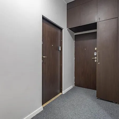 Rynek Starego Miasta B Apartment